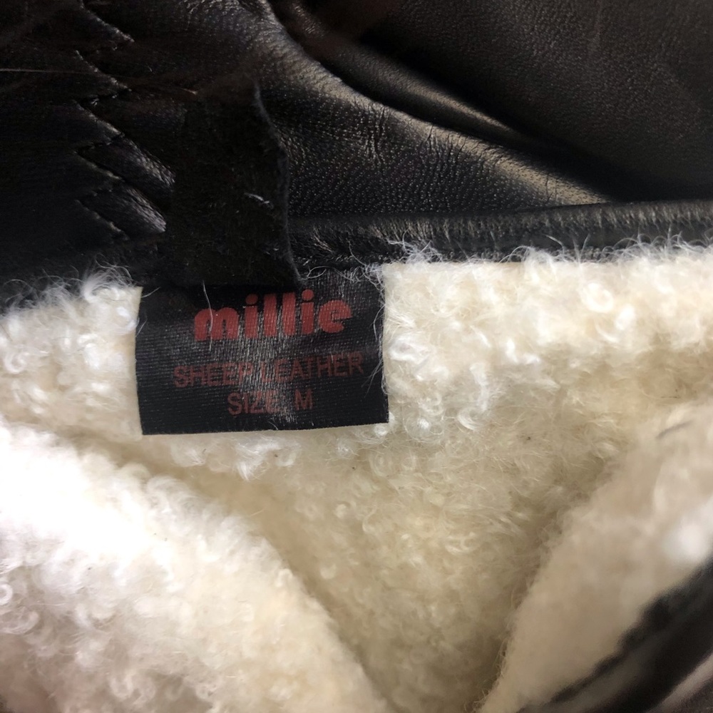 millie Authentic Sheep Leather Button Gloves - Picture 5 of 5